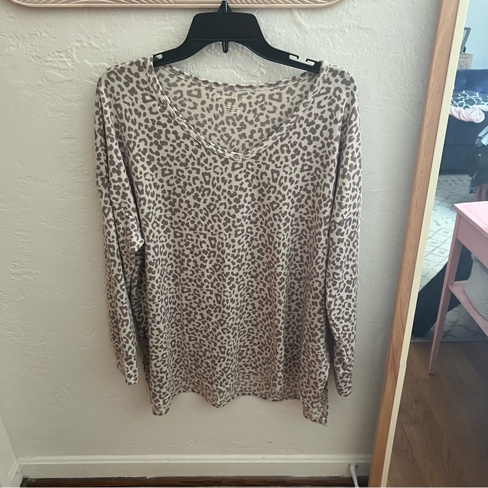 NWT American Eagle Leopard Print Shirt Sz. L